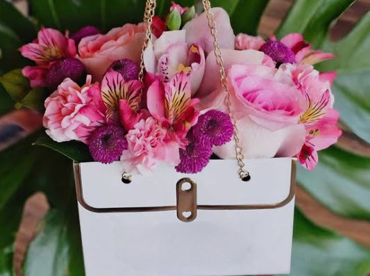 Luxury Gift Box With Chains