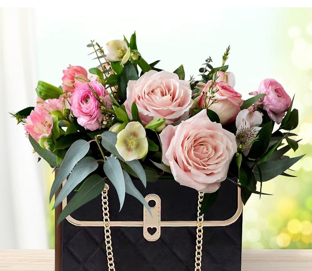 Luxury Gift Box With Chains