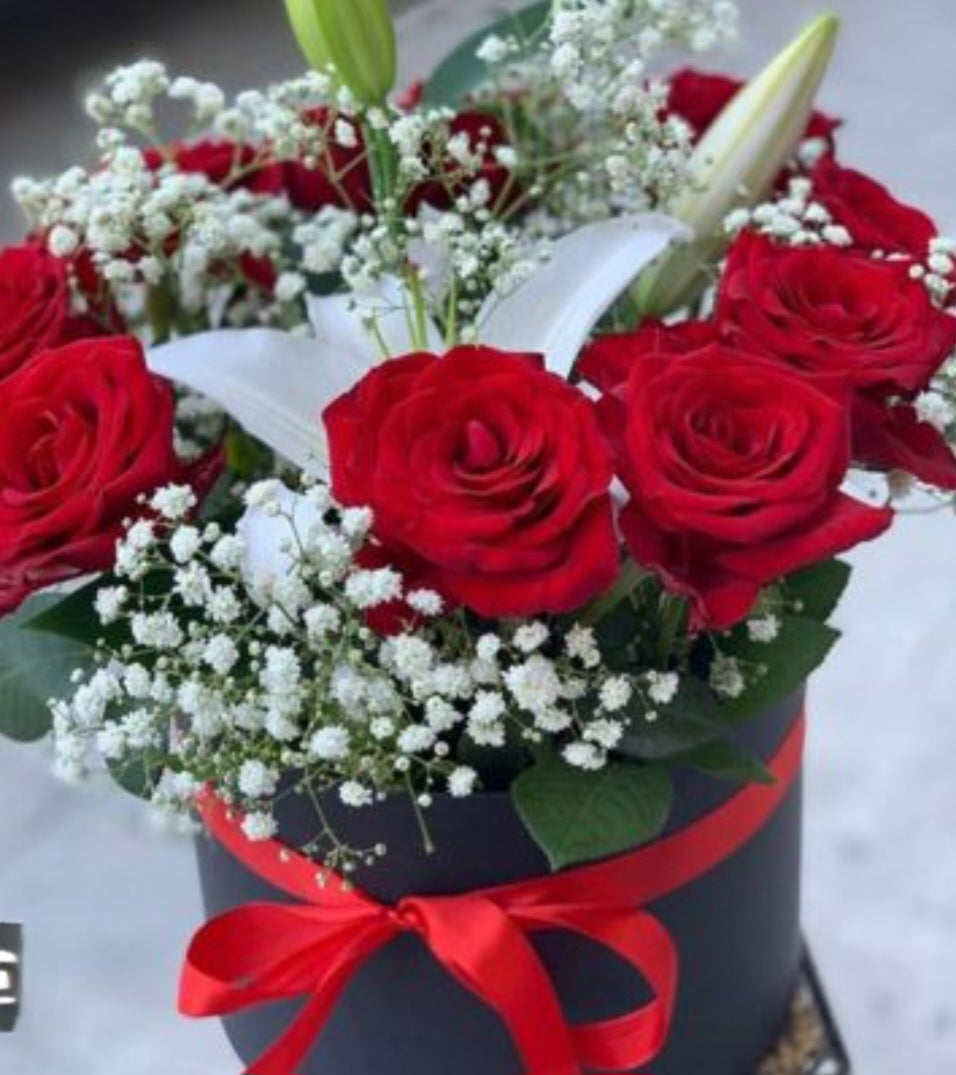 Creativelee DeeSigned Arrangement